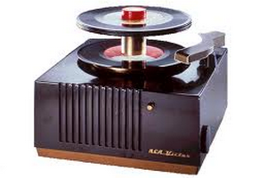 45-rpm-records_introduced-in-march-1949_loaded-on-player_300x200